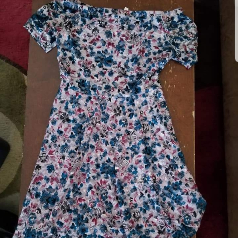 Xhilaration lace floral dress, skater style